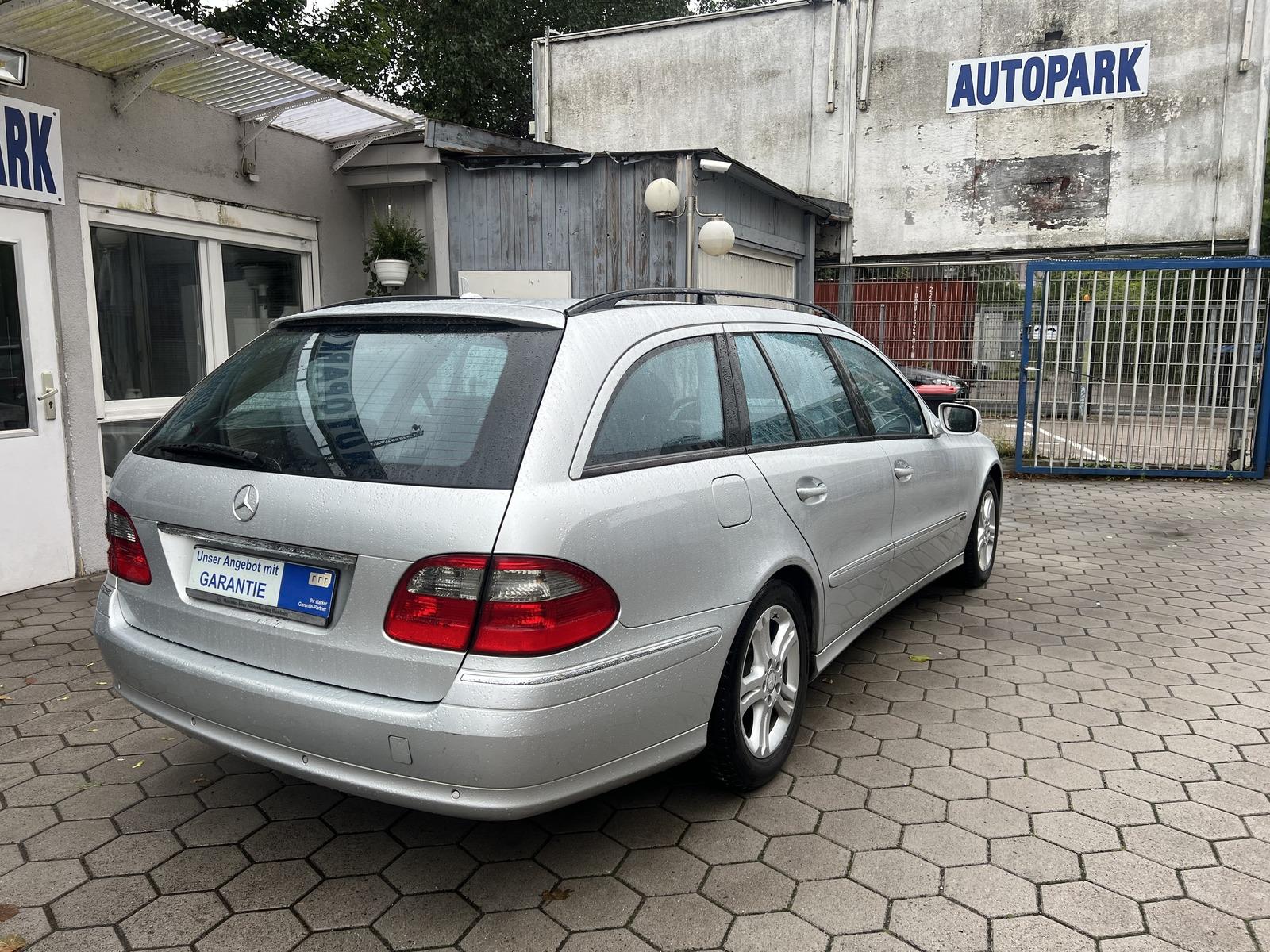 Mercedes-Benz E 220 CDI T BleuEfficiency Avantgarde*Tiptronic