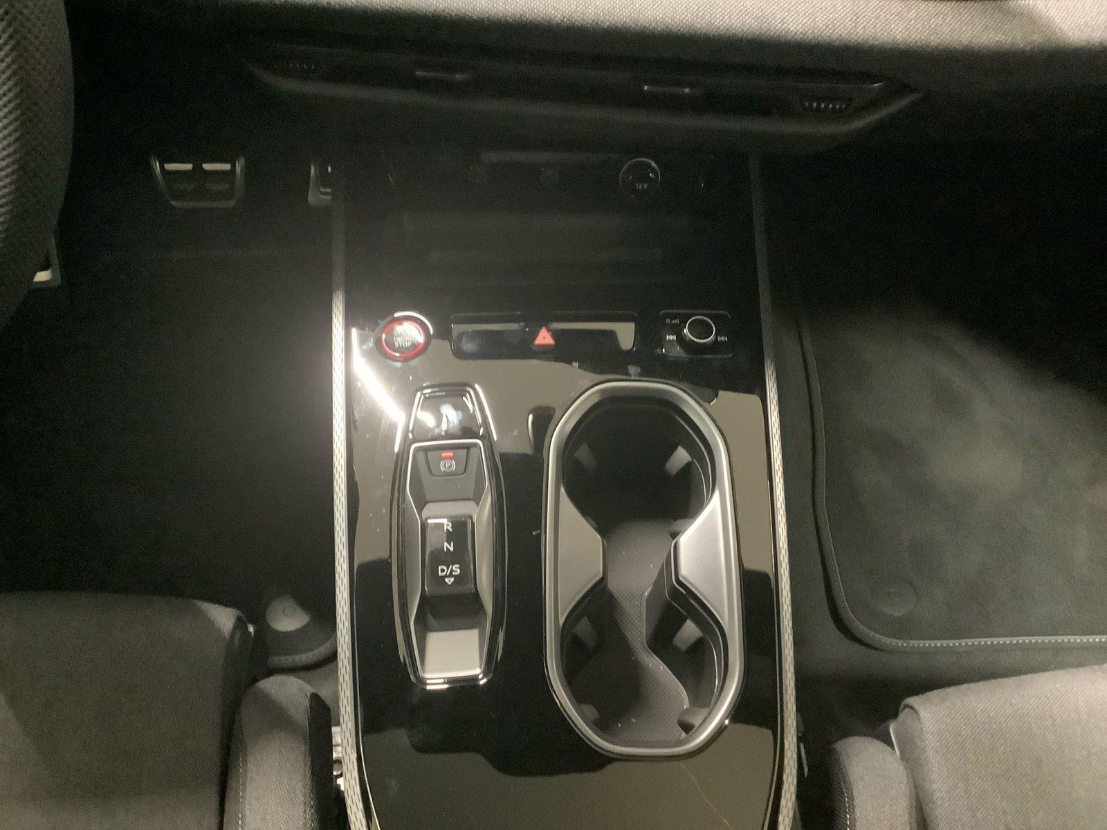 A6 Avant TDI quattro edition one, Headup+Luftfed