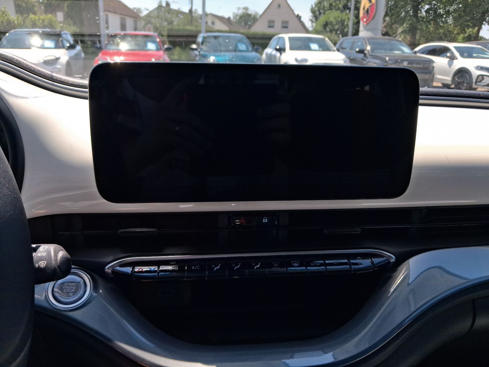 Fahrzeugabbildung Fiat 500C Dolcevita Cabrio Hybrid