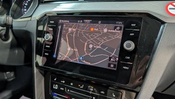 Volkswagen Passat 2.0 TDI Business ACC+LED+CARPLAY+AHK