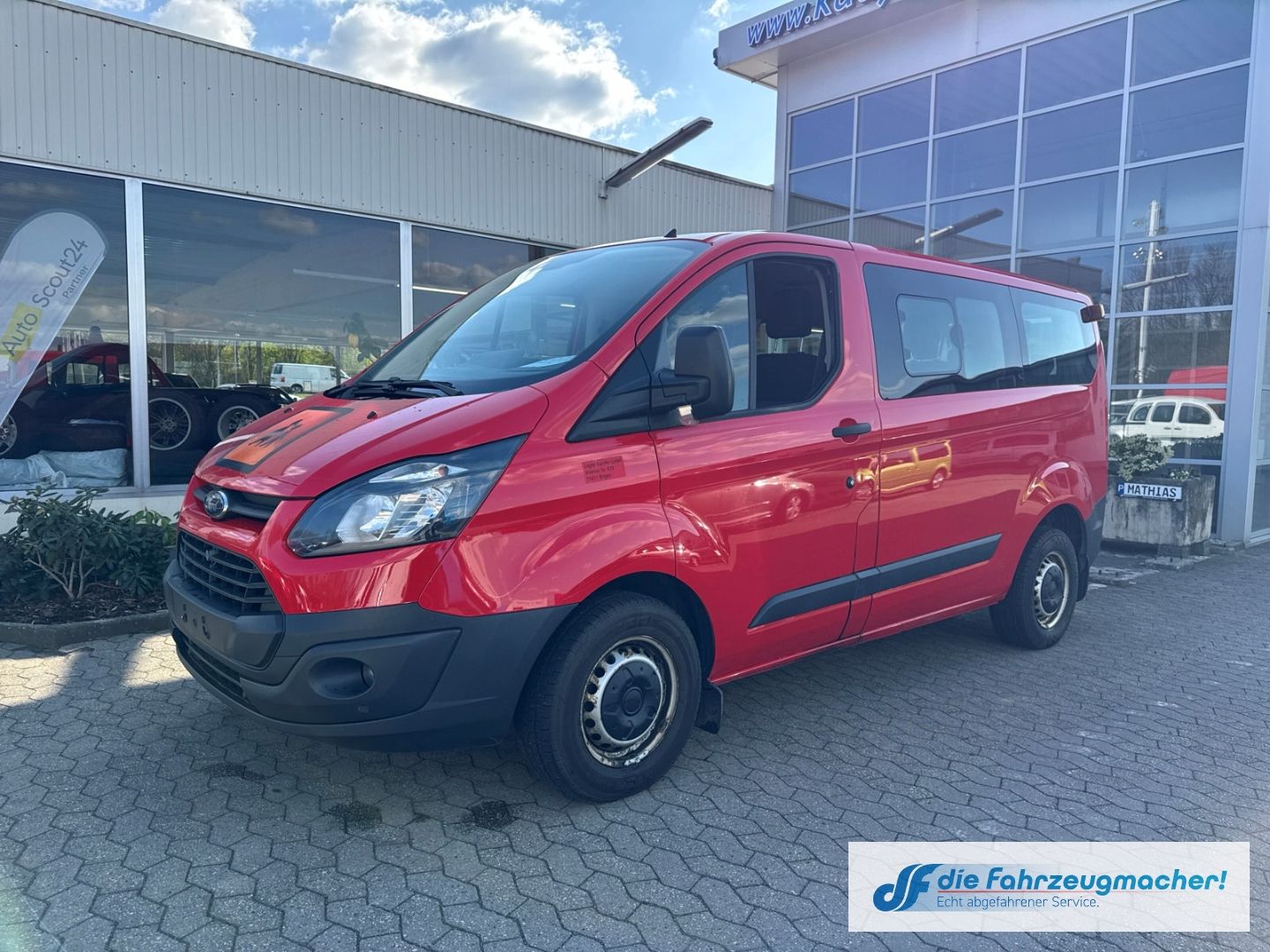 Fahrzeugabbildung Ford Transit Custom Kombi 300 L1 2.2 TDCi *1855