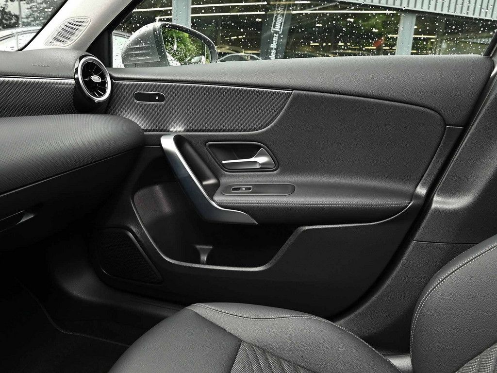 Mercedes-Benz A 180 d Progressive Advanced LED 360° NAVI SHZ foto 17