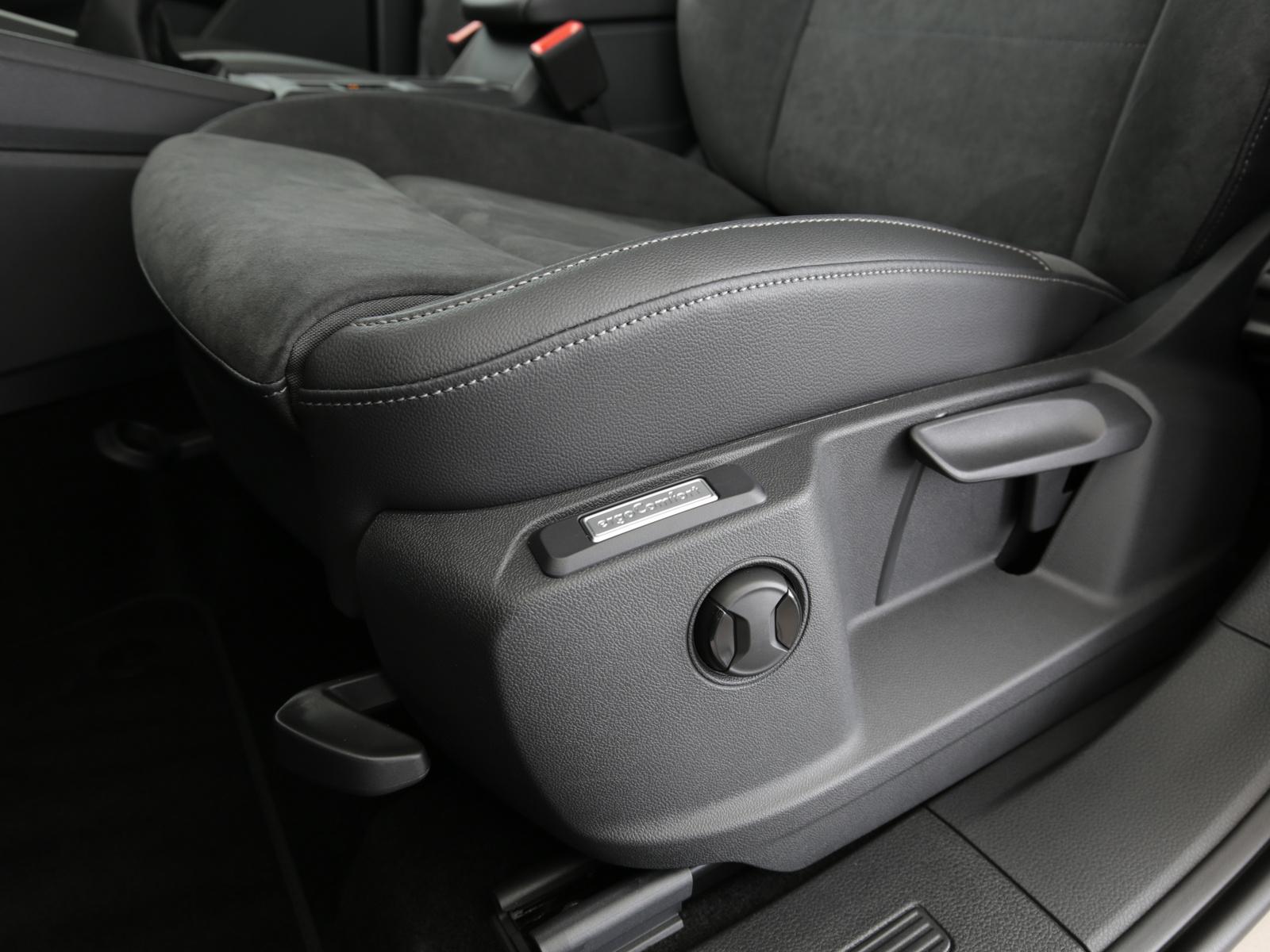 Volkswagen Caddy 1.5 TSI Style  LED ACC Kamera Alufelgen PD