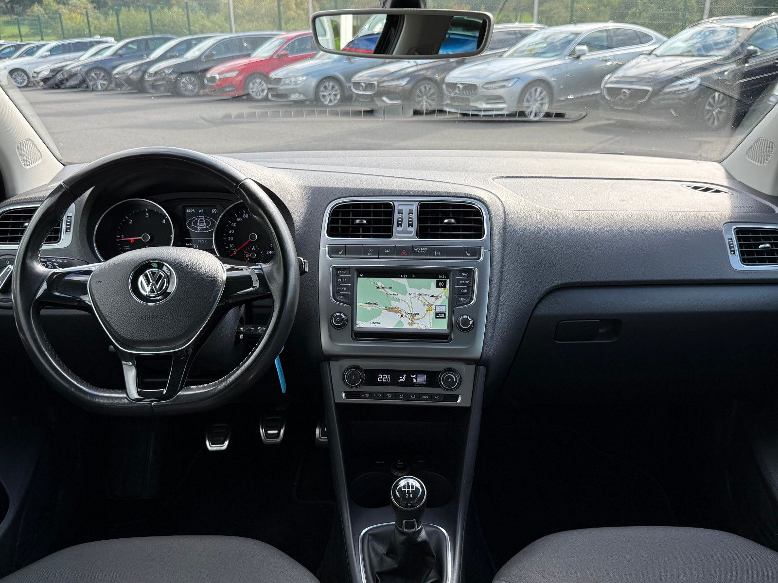 Fahrzeugabbildung Volkswagen Polo V Allstar 1.4 TDI Start-Stopp GRA Navi SHZ