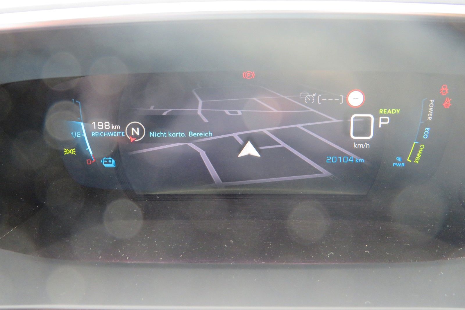 Fahrzeugabbildung Peugeot 2008 e- Allure Pack NAVI KAMERA ACC PDC SITZH 1H