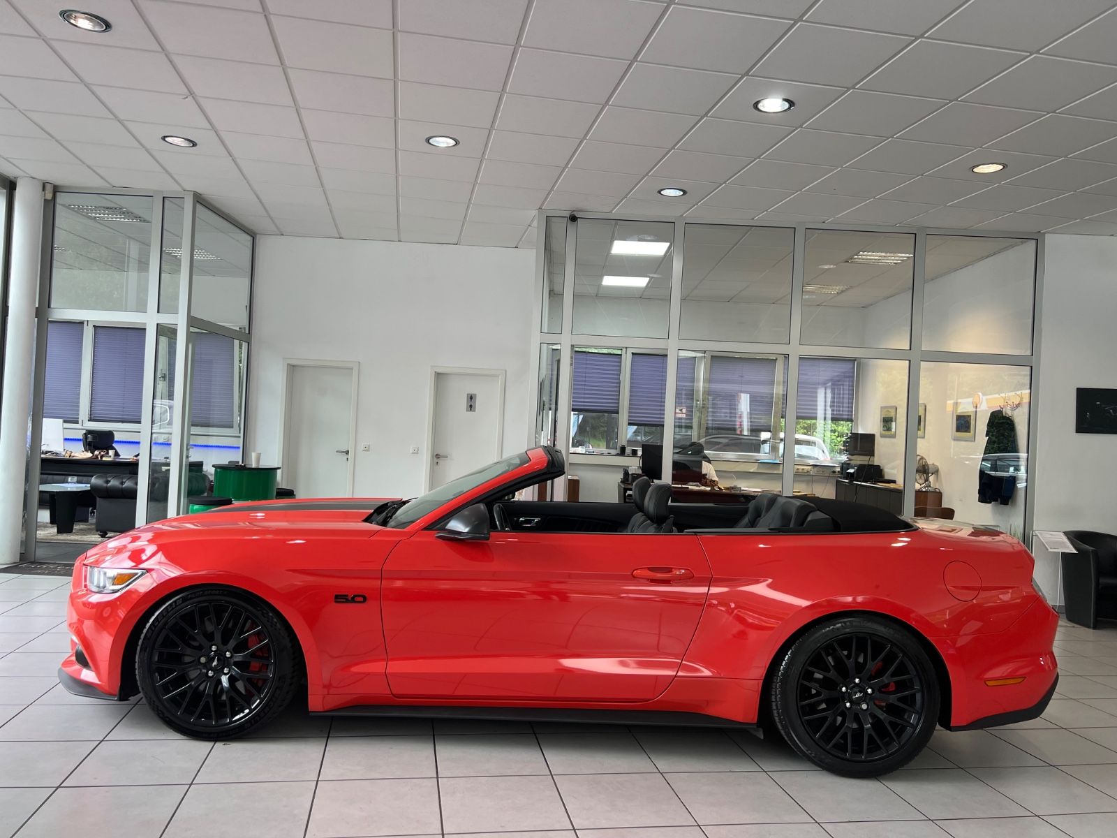 Fahrzeugabbildung Ford Mustang GT 5.0 Convertible ASCH KOMPRESSOR