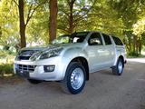 Isuzu D-Max - silberne Isuzu D-Max