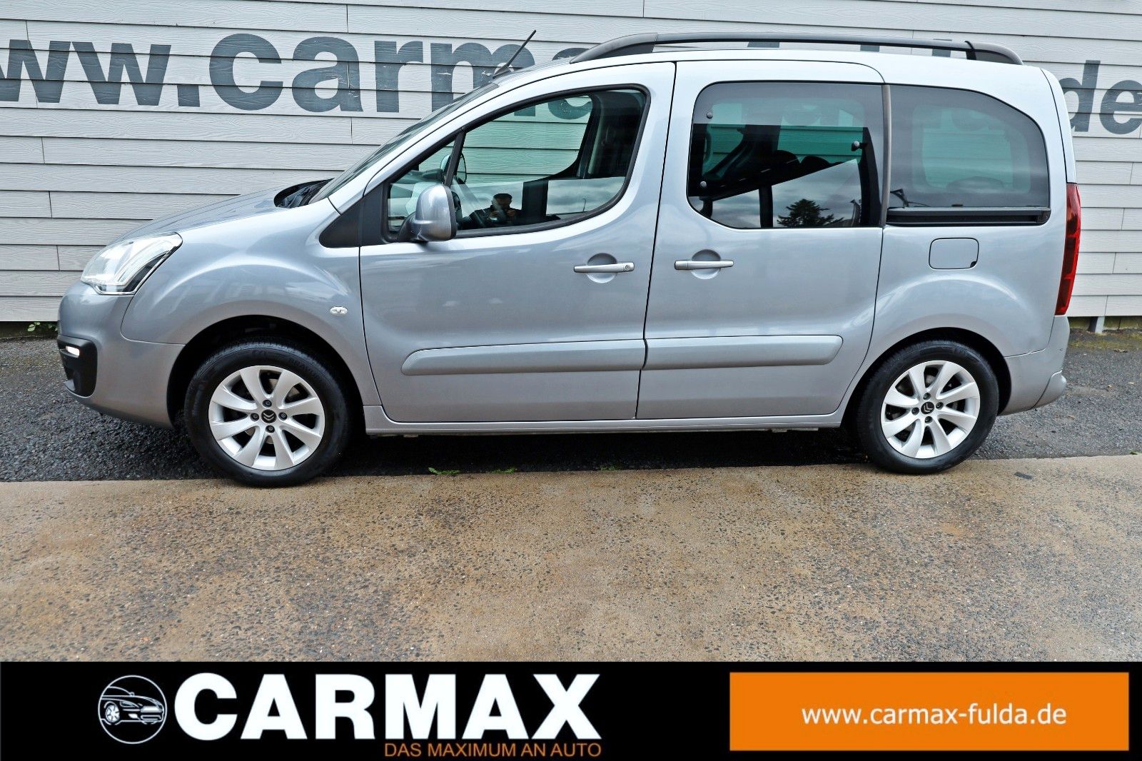 Fahrzeugabbildung Citroën Berlingo Kombi Shine Navi,SH,PDC,Kamera,SR+WR