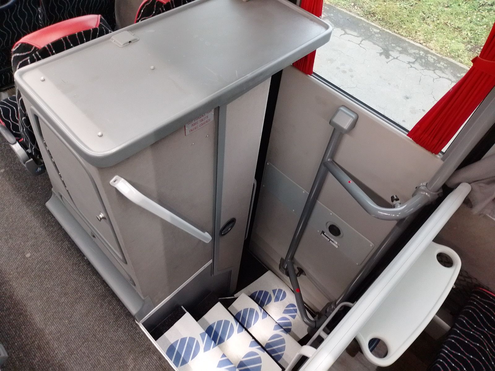 VANHOOL  2019 - Image 32 of 50
