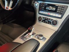 Fahrzeugabbildung Mercedes-Benz SL 500 Roadster (AMG-PAKET/SZLÜF/KEYLESS/...