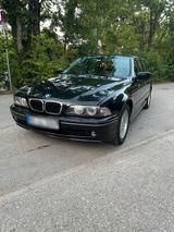 BMW e39 530i LPG - BMW 530 mit Benzin-Antrieb: Limousine, 530i E39