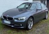 BMW F30 Grau - BMW 320: F30