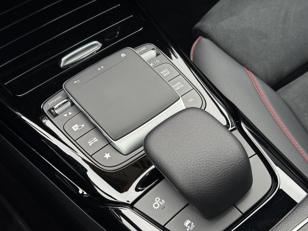 Mercedes-Benz CLA 45 AMG Shooting Brake