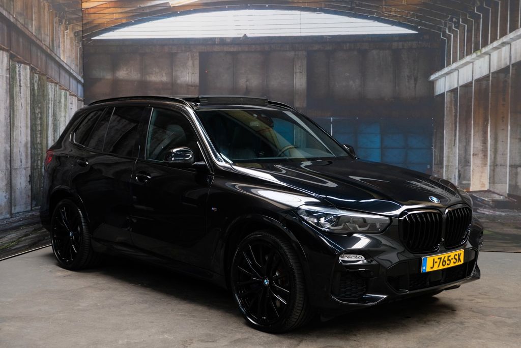Image of BMW X5