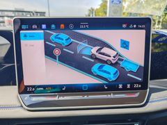 VW Tiguan R-Line 2.0 TDI 193PS 4Motion #AHK #PANO VW Tiguan R-Line 2.0 TDI 193PS 4Motion #AHK #PANO