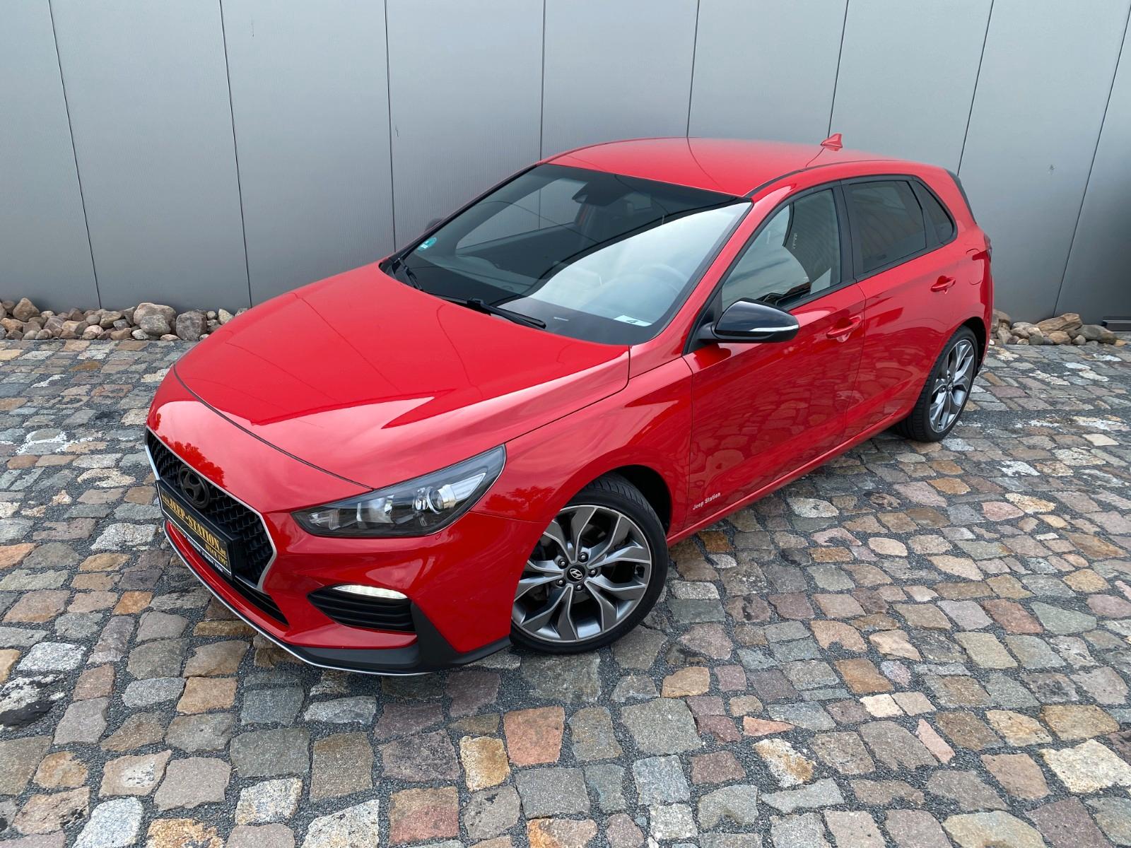 Hyundai i30 N LINE CAR PLAY SITZ-LENKRAD-HZG SCHECKHEFT