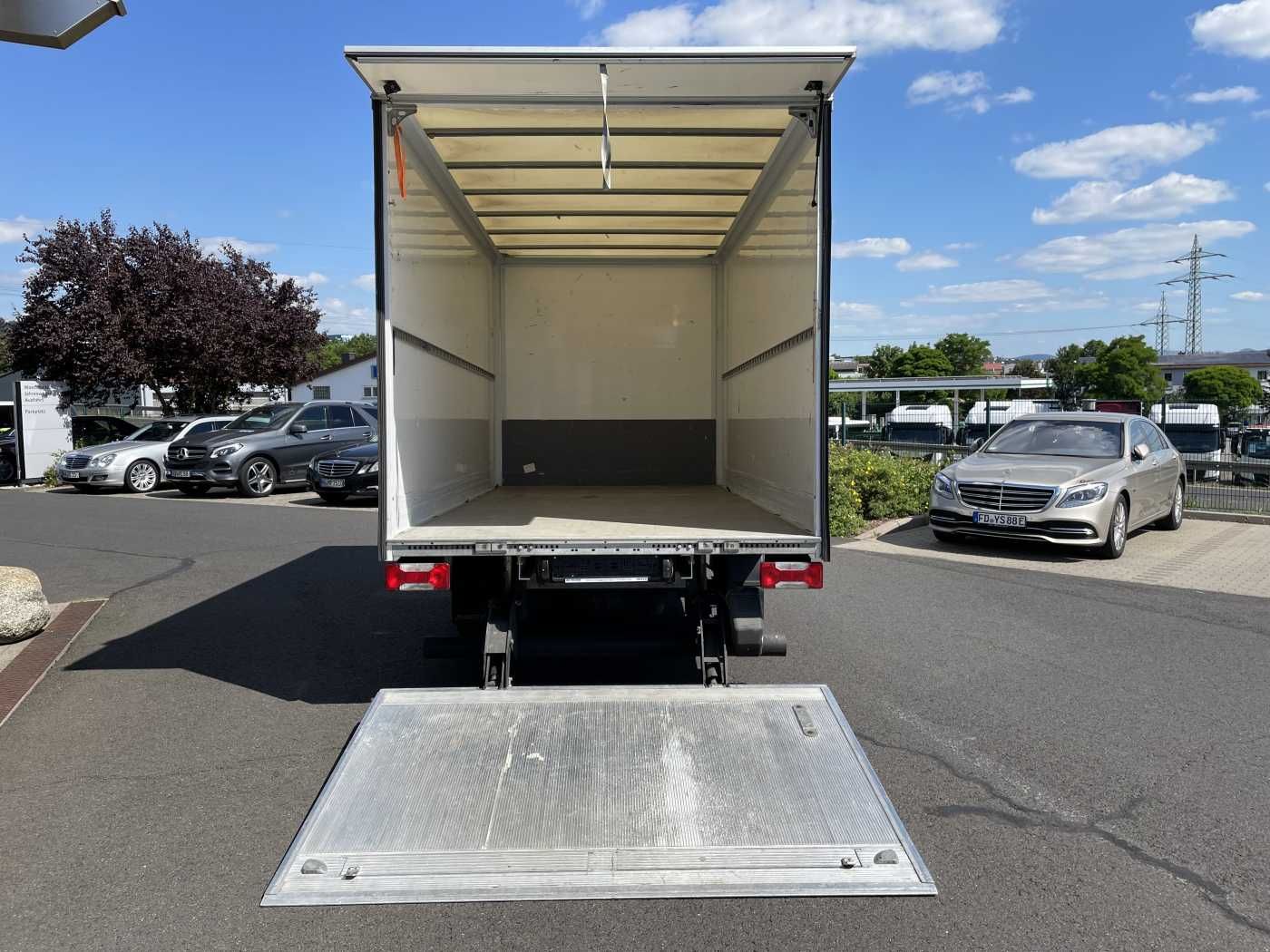 Fahrzeugabbildung Iveco Daily 35S16 *Koffer*LBW*Klima*