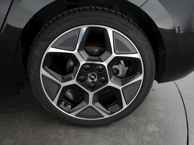 Astra L LIM. GS AT+NAVI+KEYLESS+MATRIX-LED-LICHT