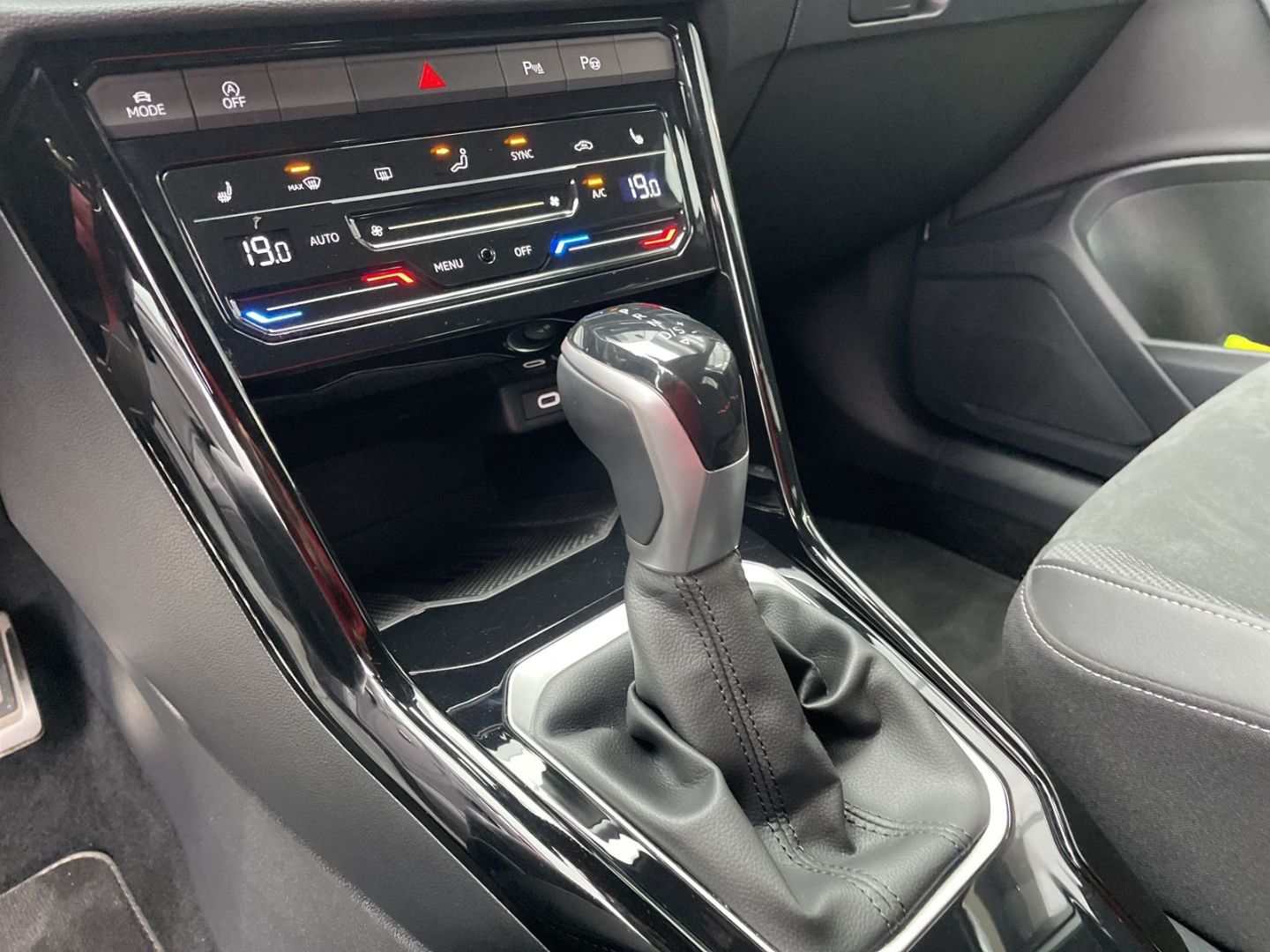 Volkswagen T-Roc - Bild 19