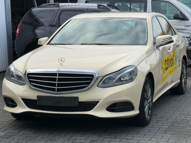 Mercedes-Benz E 220 BlueTec Motor und Getriebe GUT