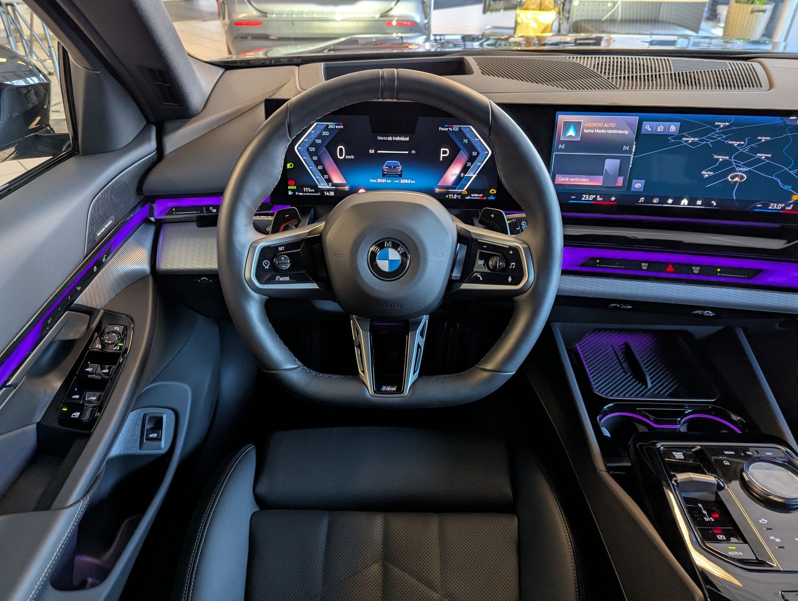 BMW 520 d M-Sport Innov.-Paket H/K LED Pano AHK 360° - Image 19