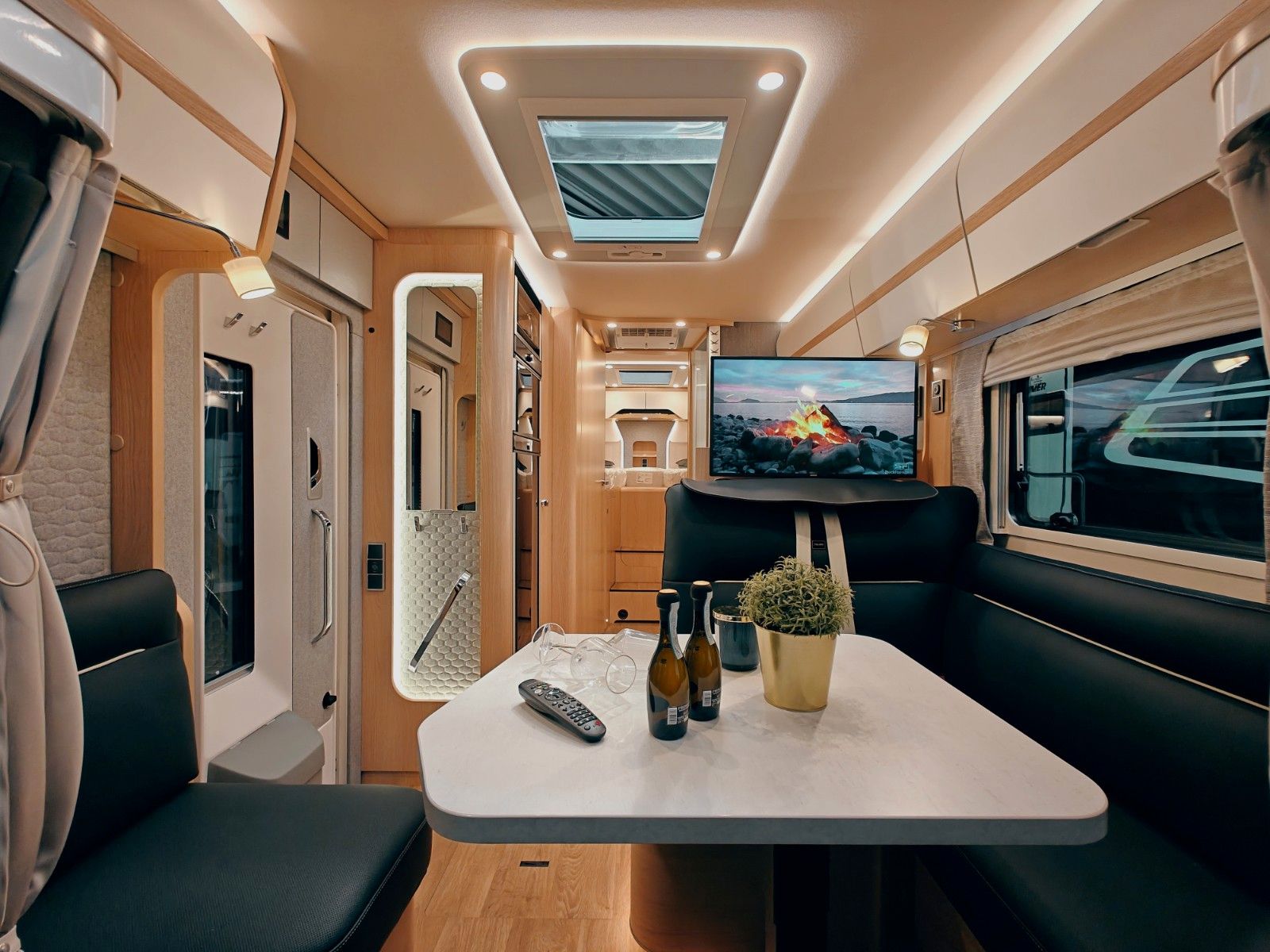 Fahrzeugabbildung HYMER / ERIBA / HYMERCAR B-KLASSE ML - T 780 SANSIBAR LTD. by palmo