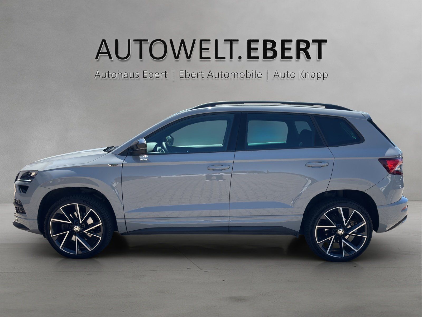 Fahrzeugabbildung SKODA Karoq 1.5 TSI DSG Sportline/ACC/KAMERA/VIRTUAL/
