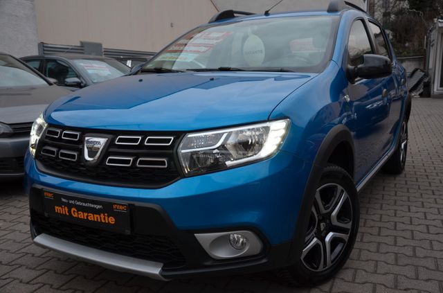 Dacia Sandero TCe Stepway Celebration Navi Kamera AHK