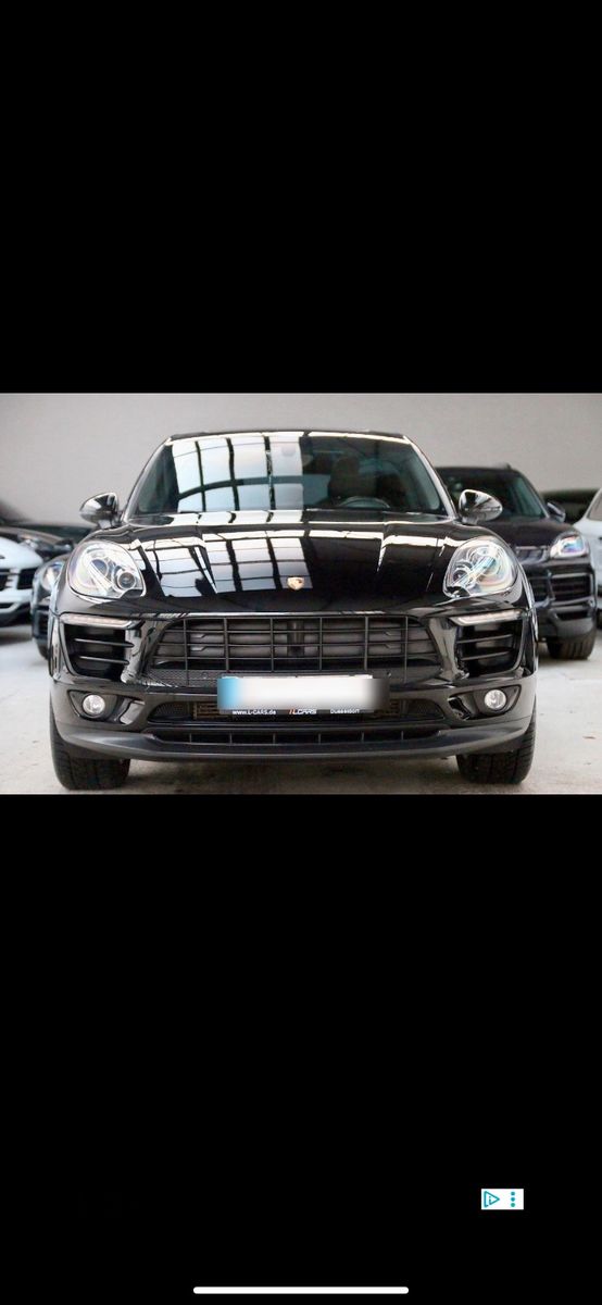 PORSCHE Macan