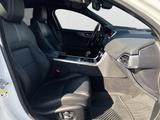 Jaguar XE R-Dynamic Black AWD D200 HUD Winter ACC Clear - Jaguar XE aus 2022