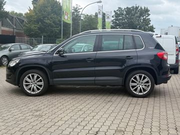 Volkswagen Tiguan - 11