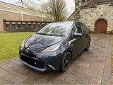 Toyota Aygo (X) 1,0 *TOUCHSCREEN*KLIMA*RÜCKFAHRKAMERA* - Toyota Aygo (X): Von Privat