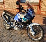 Honda XRV 750 RD07A Africa Twin - Offers