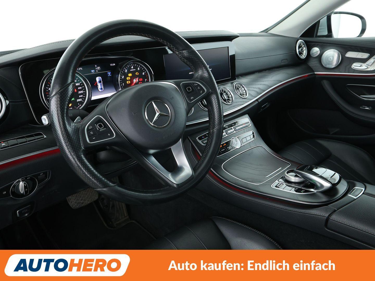 Mercedes-Benz E 300 Avantgarde Aut.*NAVI*PDC*TEMPO*SHZ*
