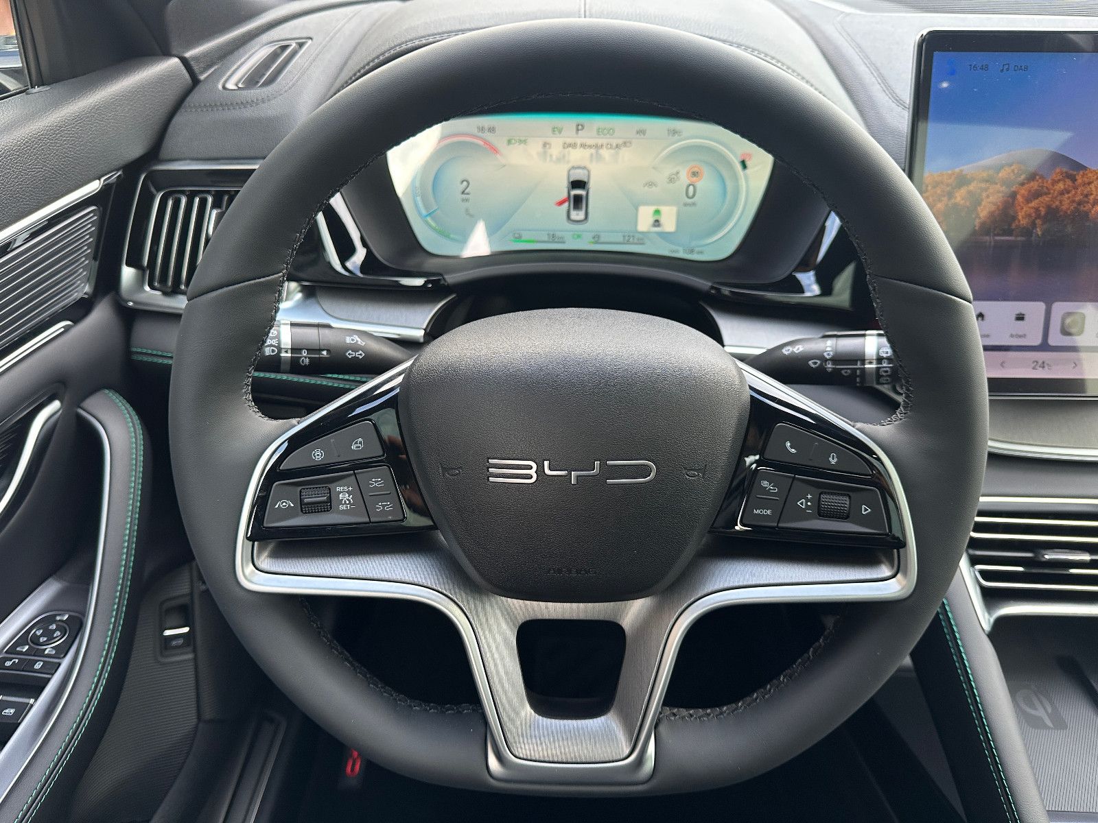 BYD SEAL U