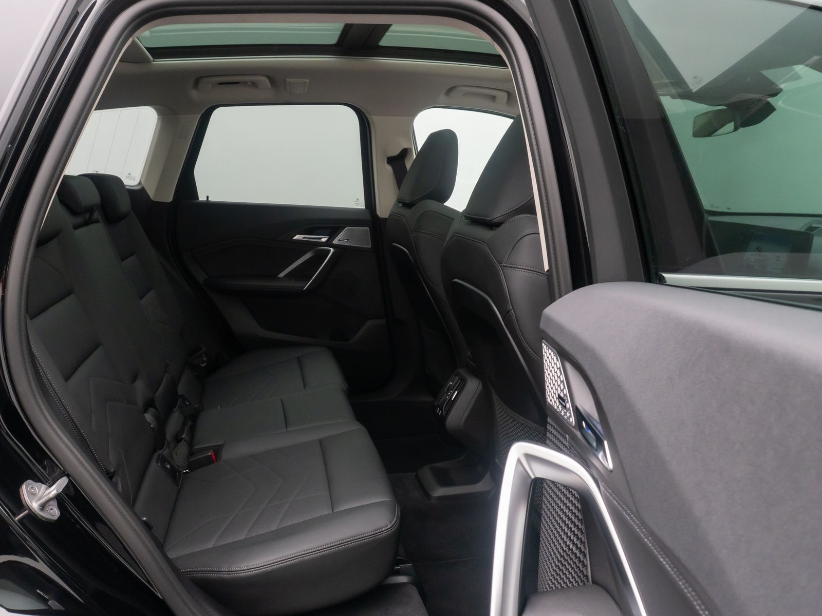Fahrzeugabbildung BMW X1 xD20d xLine Kamera H/K AHK DAB Panorama 19"