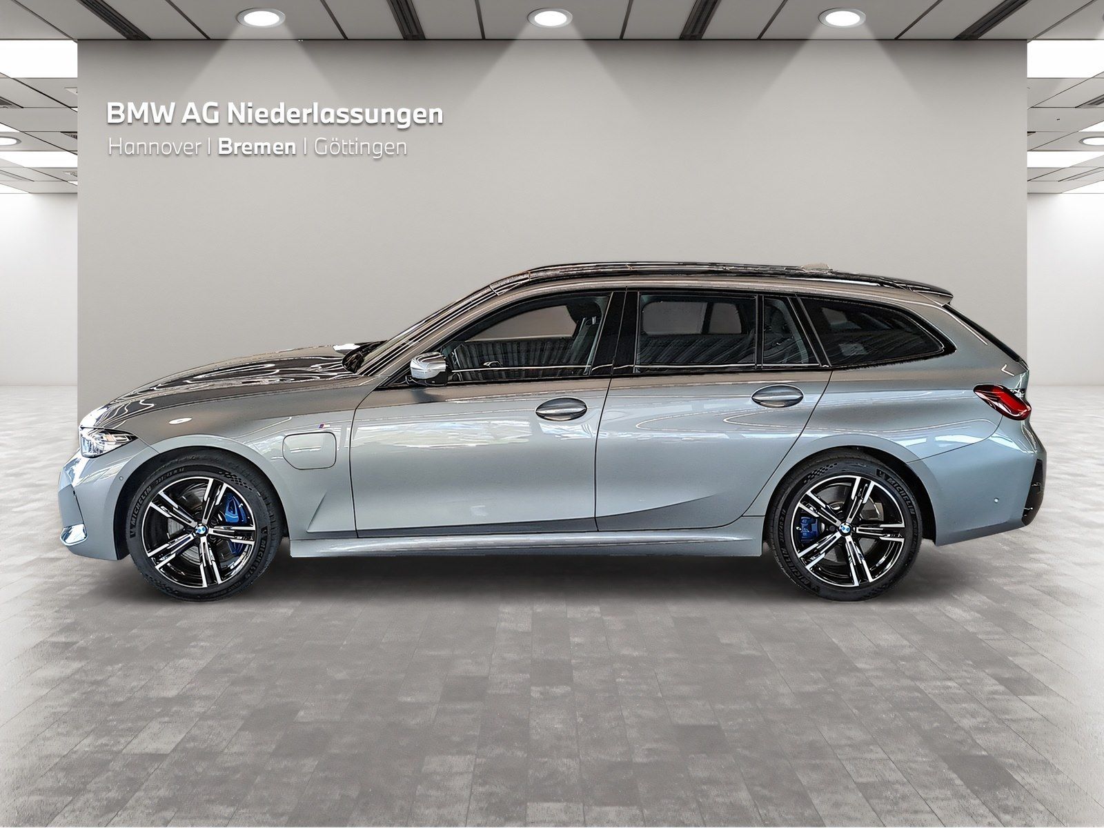 BMW 330 - Bild 3