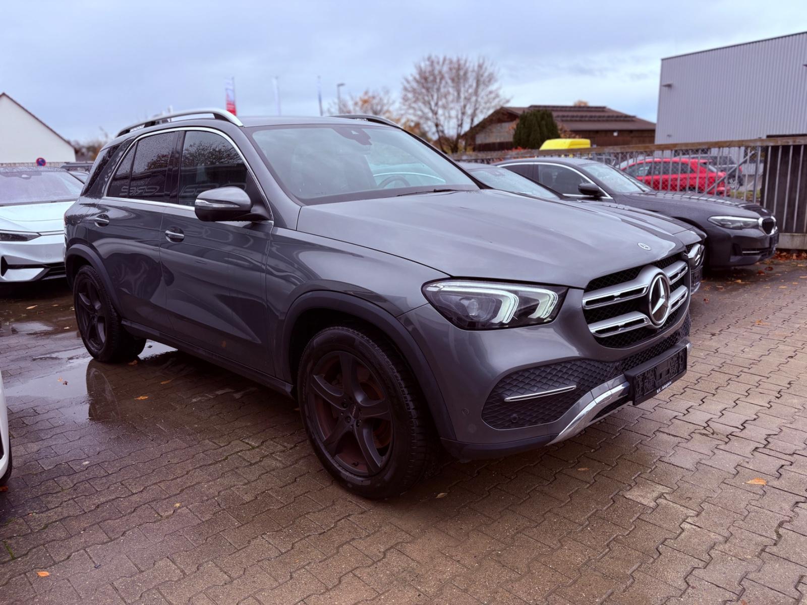 Mercedes-Benz GLE 350 e 4Matic|1.Hand|Alcantara|8-fach Bereift|