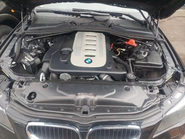 BMW 525 - 5