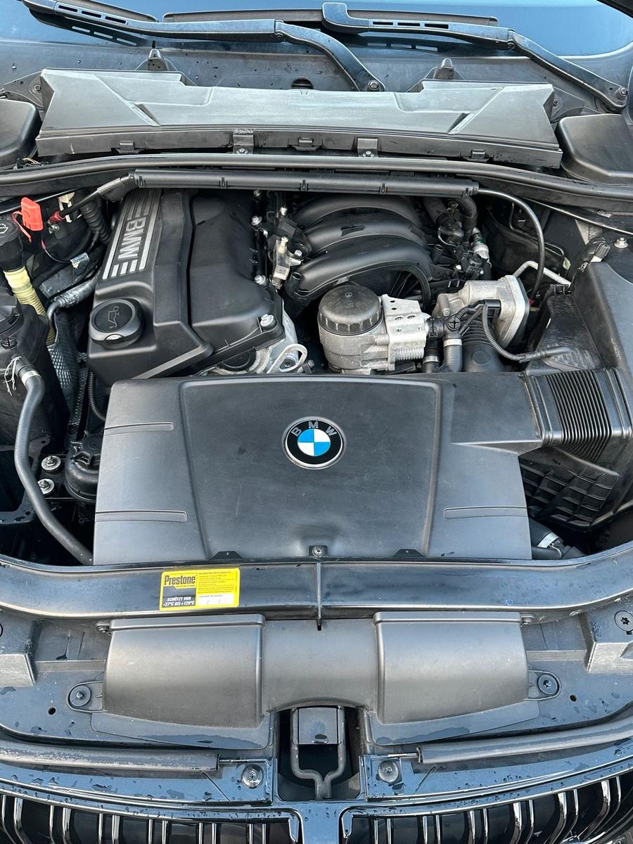 BMW 318 2007 — photo 14