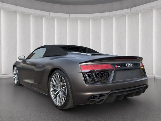 Audi R8 SPYDER V10 PLUS+DESIGN PAKET+EX-NP:240.000€