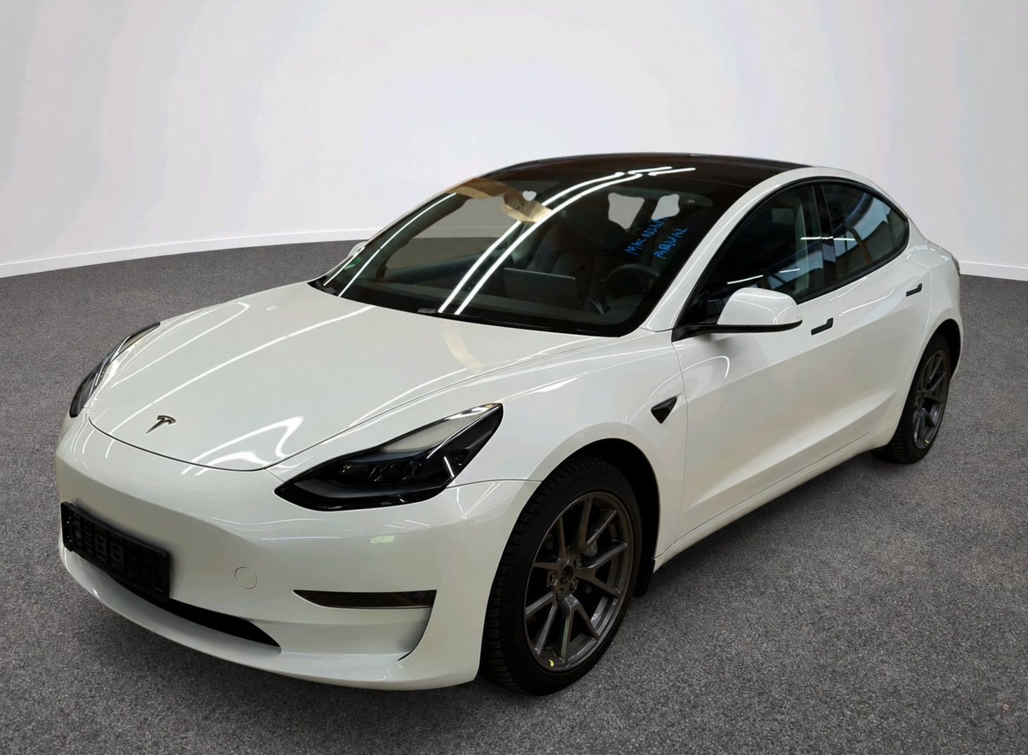 Tesla Model 3 Long Range Dual AWD | 8 Fach | 96%