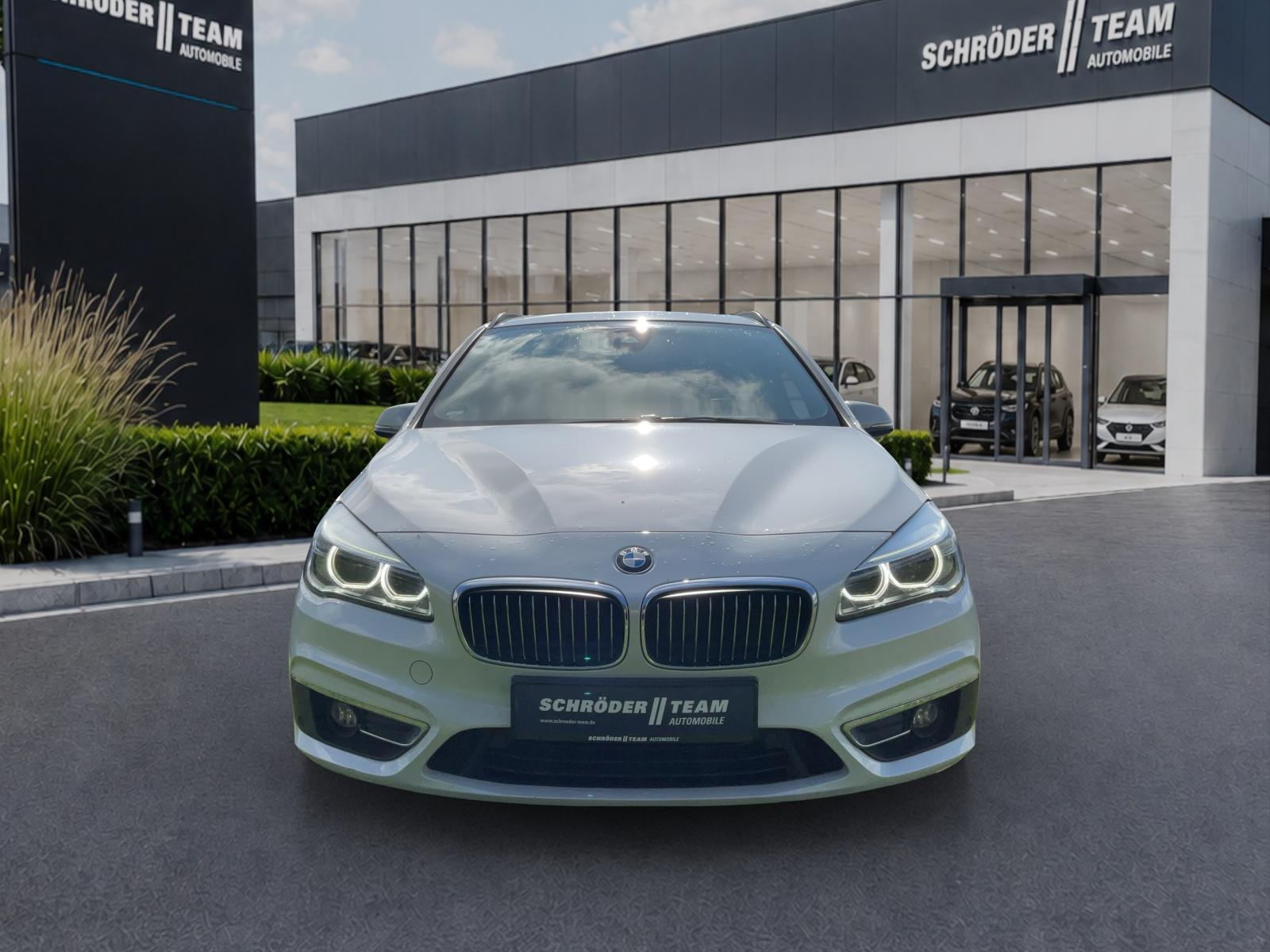 BMW 2 Gran Tourer 220 d xDrive Luxury Line