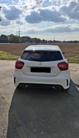 Mercedes-Benz A 250 Sport AMG Style  - Mercedes-Benz A-Klasse: 2style