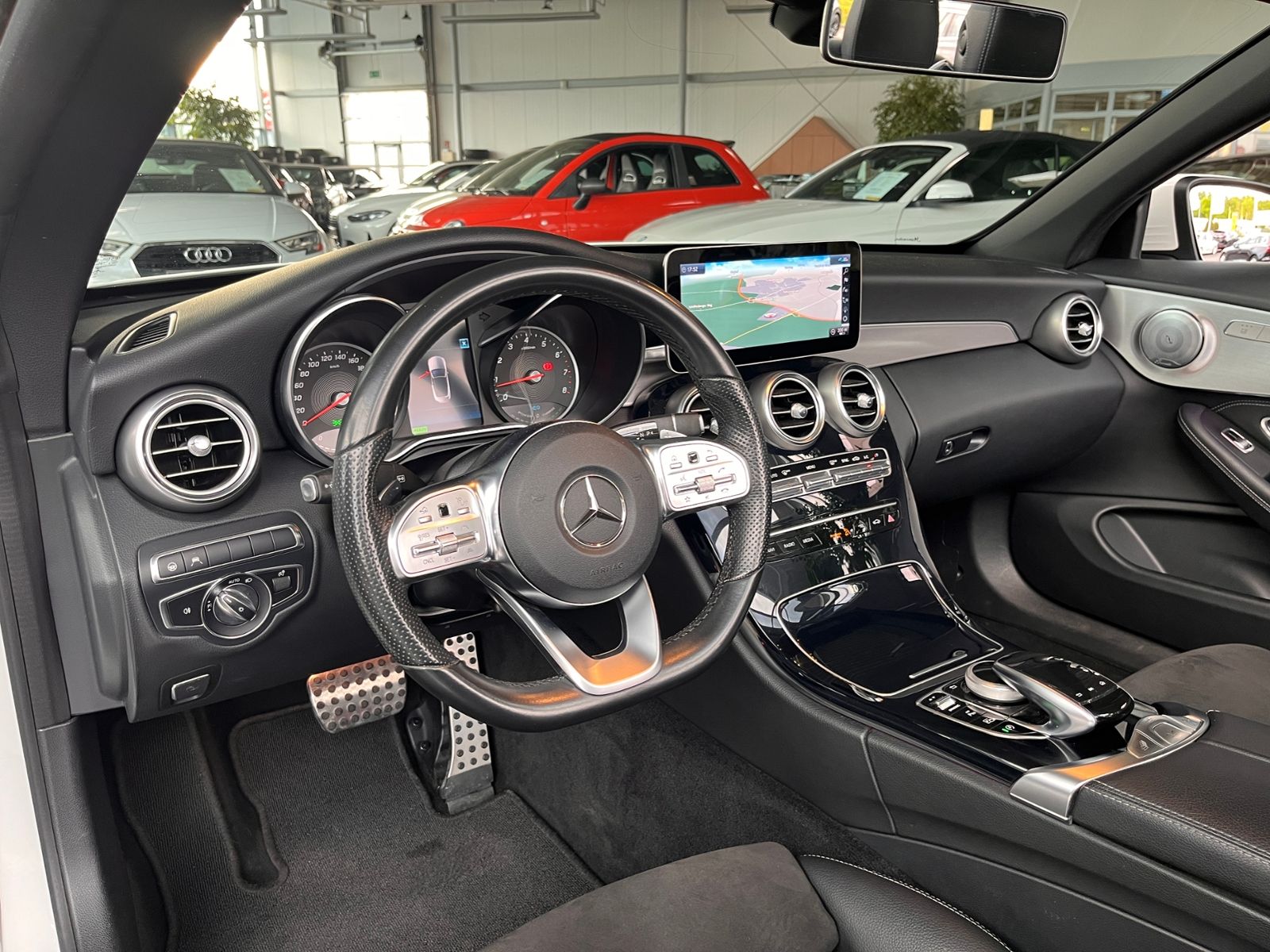 Fahrzeugabbildung Mercedes-Benz C 200 Cabrio AMG Line LED NAV RFK SHZ ALU