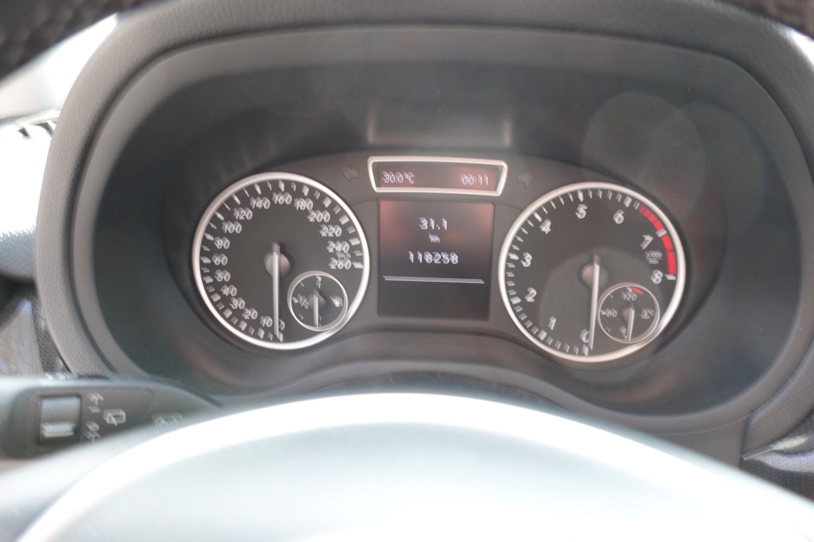 Fahrzeugabbildung Mercedes-Benz B 180 B -Klasse Rentnerfahrzeug