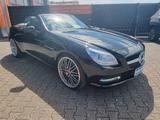Mercedes-Benz SLK 200 19ZOLL/NAVI/KAMERA/LEDER/Airscarf - gebrauchte Mercedes-Benz SLK 200 aus dem Jahr 2012