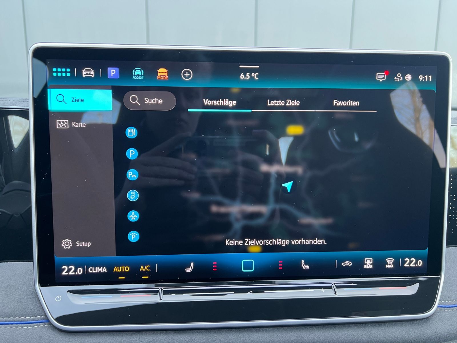 Fahrzeugabbildung Volkswagen Tiguan R-Line 1.5 eTSI DSG *AHK, ACC, IQ.Light,