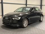 Audi A3 Sportback 1.4 TFSI attraction *XENON*1.HAND* - Audi A3: Kombi, Sportback