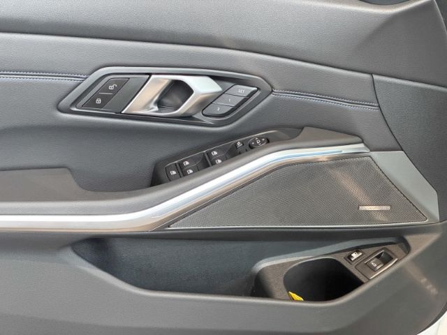 BMW 330 - Bild 15